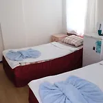 Hisar Hotell *